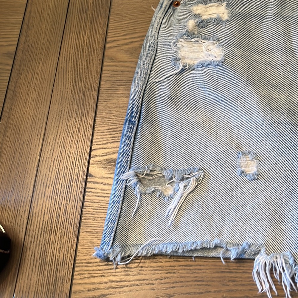 Abercrombie Sz 2/26 distressed jean denim skirt soft denim like new condition - Picture 4 of 9